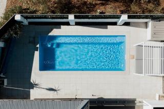 Sundrift - Sophisticated Beachside Retreat with Pool - 6