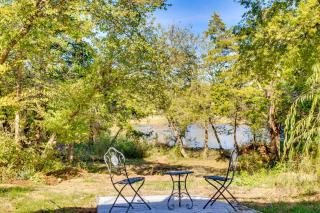 Lakefront Getaway with Hot Tub and Yard in OKC! - 8