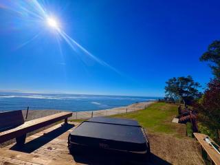 Spectacular Bolinas Oceanfront Retreat - 7