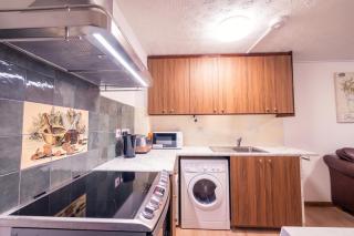 Near Heathrow T5 Slough Windsor sleeps 4 - 4