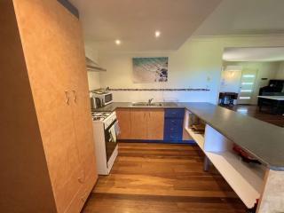 Mambo #5 Double Storey Holiday Home - 6