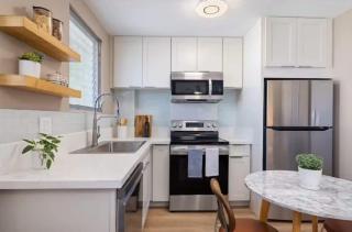 One Bed Honolulu Kaaha - 0