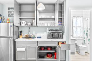 Honolulu Studio City Vibez - 2