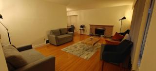 Spacious Family Room with Shared Washroom - 7