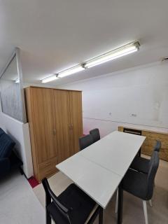 Private 3-room apartment - 6