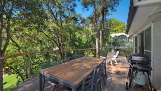 Treehouse On Stone - House and Private Guest Suite - 6