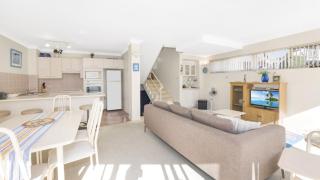 Sandpiper 4 - Great Location - Avoca Beach - 5