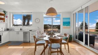 Seaview 5 - Great Beach Views - Avoca Beach - 0