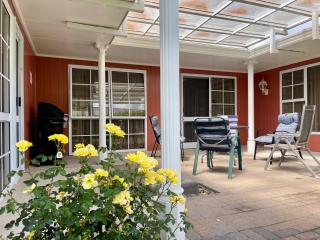 Spacious 200sqm 3BR House in Chartwell for 7, 2 Baths, Ideal for Family and Business - 8