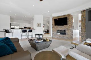 Luxe Desert Retreat with Pool Spa and Casita - 8