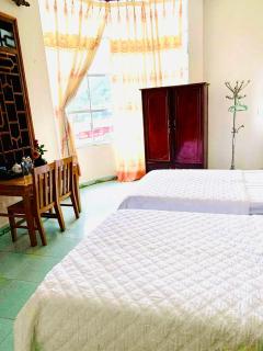 Khách Sạn Phong Châu Sốp Cộp - 7