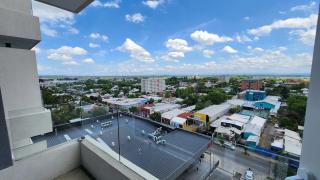 Espectacular departamento 2D2B, súper ubicación, con estacionamiento - 7