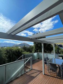 Sunny Bob Lee Place - 8