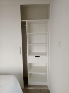 Vista 18 zona 10 parqueo y lavandería 4 personas - 3