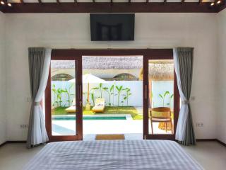 NEW Mawar Merah Heavenly Studio, Selong Belanak - 1