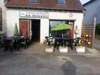 Chalets indépendants avec terrasse et jardin à Mesples - FR-1-489-402 - Mesples - 1