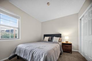 Stylish LAX Area 2BR 1BA by LMU, SoFi Stadium & Coastal Beaches - 3