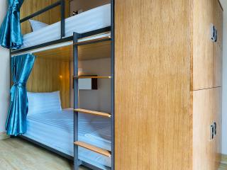 Catba Paddy Hostel & Rooftop Bar - 9