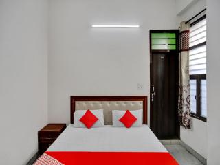 Hotel O Hotel Valentine's - 1