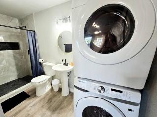 Your Perfect Atx Home Base! 2br East Austin Gem - 1