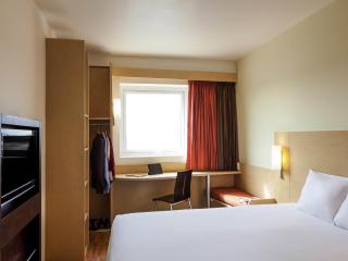 Ibis Juarez Consulado - 4