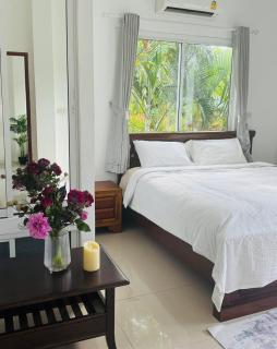 Cozy Villa in the Tropical Garden -  - 8