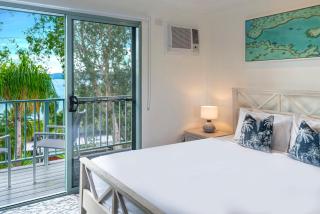 Sunset Waters 12 on Hamilton Island by HamoRent - 0