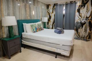 Luxury Home /Pool/Spa/Games/ 3 mi Vegas Strip - 6