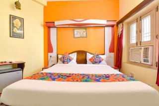 FabHotel Rajlaxmi Palace - Sindhi canmp bus stand,Ashok Vihar metro station - 2
