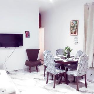 Apartamento Amplo para Grupos - 7 min da Praia - 3