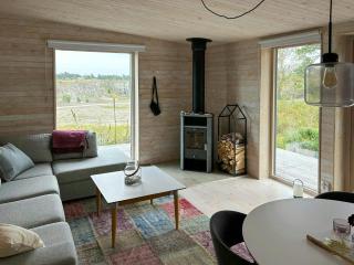 Wooden Cottages By Quarry With Views - 9