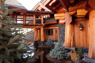 White Spirit Lodge, Artisan Log Masterpiece Chalet - 1