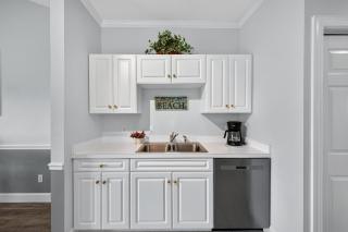 Magnolia North 4881-303 - 4