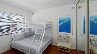 Hi Surf 1 - Top Location - 2