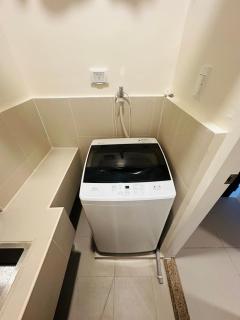 BRP Luxe Condo with Parking and Wifi - 9