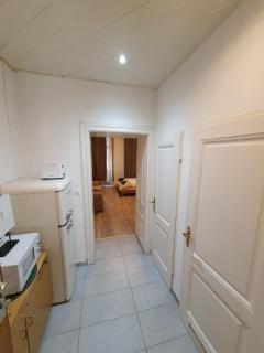 Comfortable 2BR Apartment with Netflix near Karlsplatz - 4