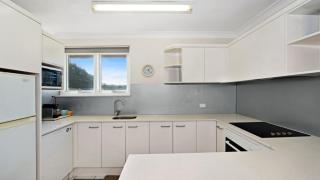 Marese 10 - Gorgeous Beachfront Views - 6