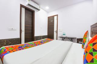 Fabhotel Cosy Rooms - Near Embassies, DU South Campus - 4
