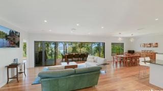 Quails Crossing - Pool With A View - Avoca Beach - 5