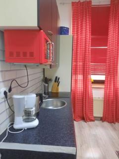 Bright 1BR Apt, Prime Vienna Location & WIFI - 3