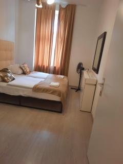 Affordable 2BR Apt Next to Rennweg & Belvedere - 0