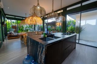 Le Cat House 3 Bedrooms Uluwatu - 2