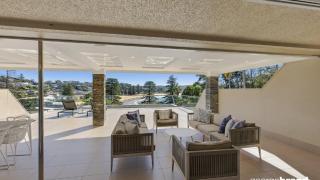Avoca Beach Penthouse - Mesmerising Views - 2