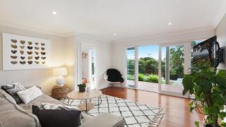 Whitewater - Stylish Beach House With Ocean Views - Avoca Beach - 4