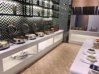 Borrman Hotel Zhonghsan Guzheng Huayi Plaza Light Rail Station - 5