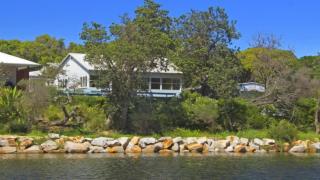 Beachcomber On Macmasters - 2