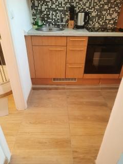 Affordable 1BR Apt Next to Rennweg & Belvedere - 2