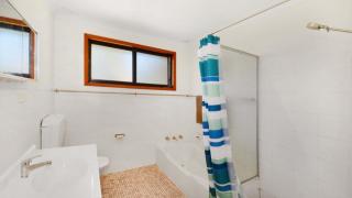 Copa Cottage - Convenient Location - 1