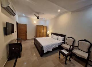 The Aristocrat Lodge - 0