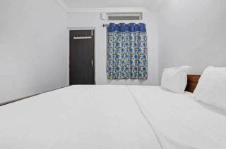 Hotel O White Carnations Hotels - 9